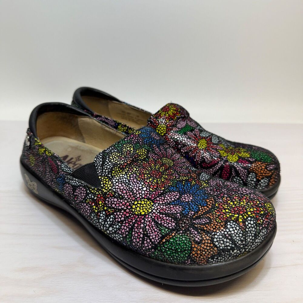 Alegria Womens 38 US 8-8.5 Floral Daisey Chain Colorful Leather Clogs KEL-564